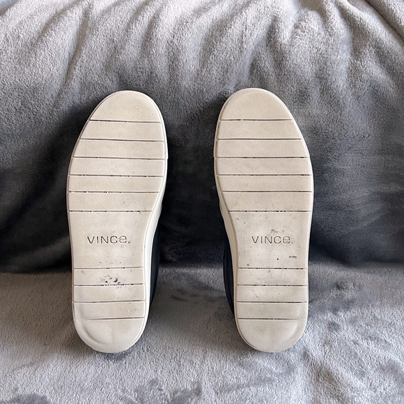 Vince Banler Colorblock Snake Embossed Sneaker - Picture 2 of 5